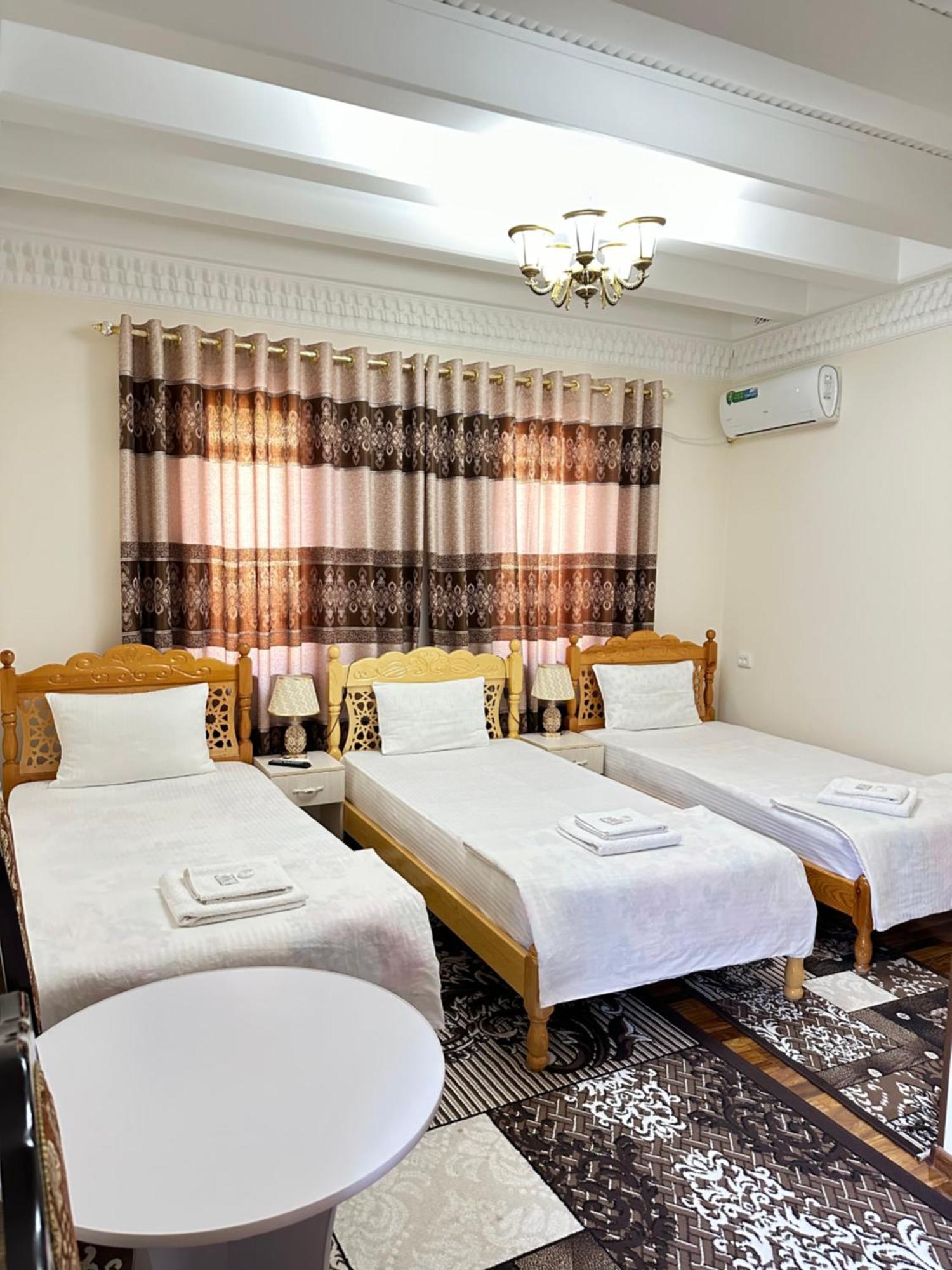 Hotel Mironshox Бухара Екстер'єр фото