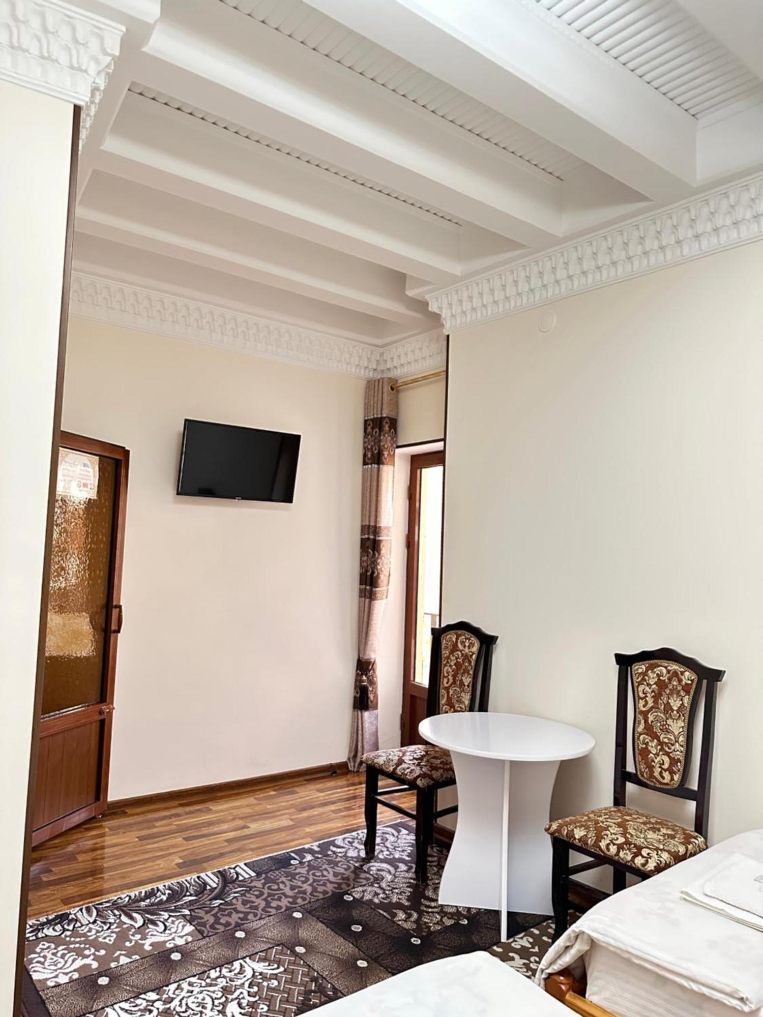Hotel Mironshox Бухара Екстер'єр фото