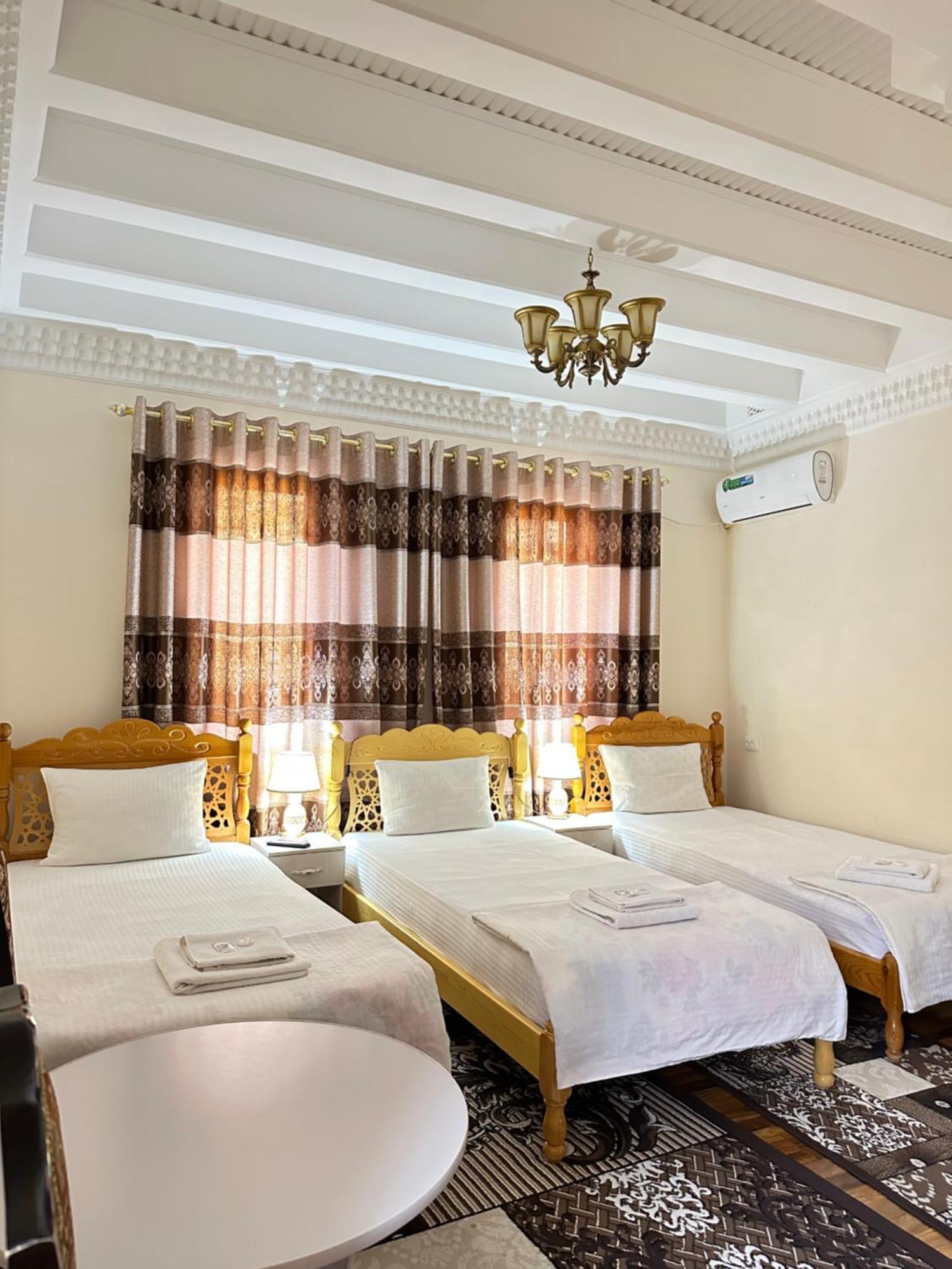 Hotel Mironshox Бухара Екстер'єр фото