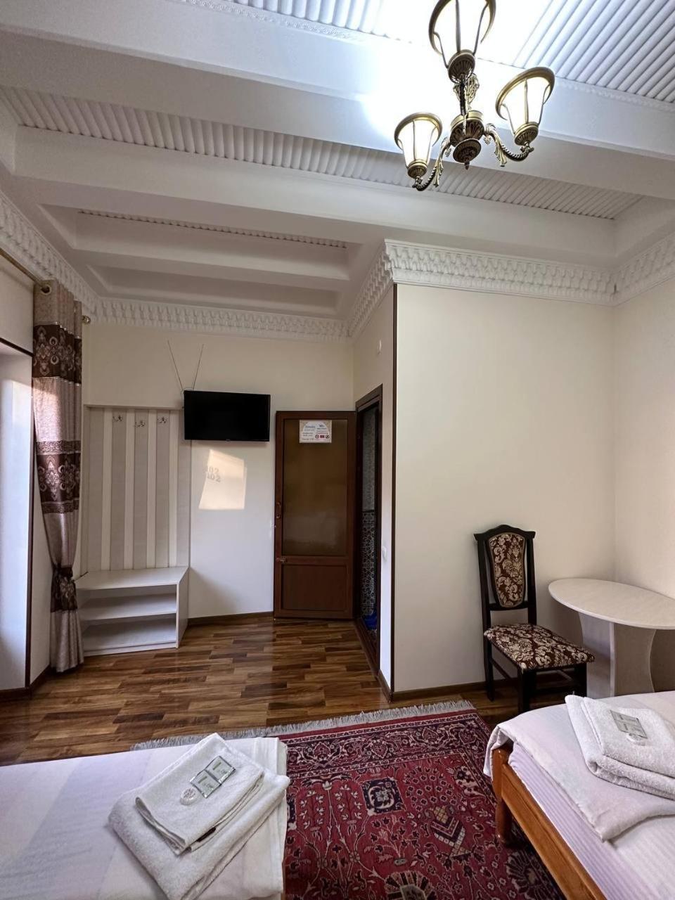 Hotel Mironshox Бухара Екстер'єр фото